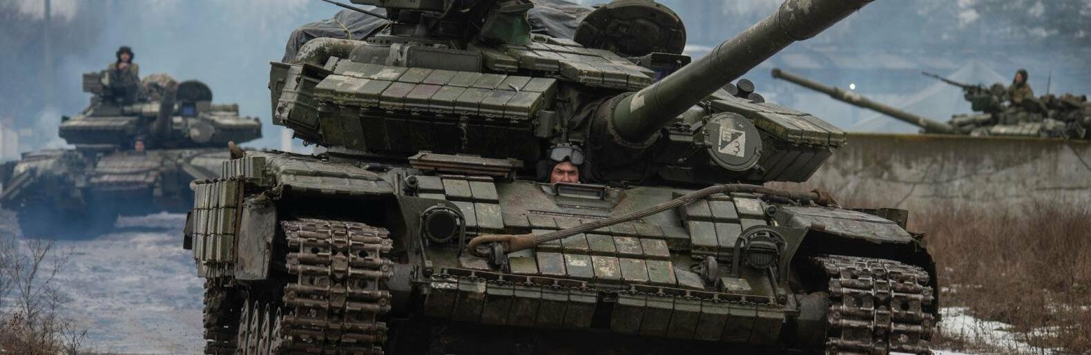 Наші підрозділи ракетних військ і артилерії уразили 8 районів зосередження живої сили противника, - Генштаб 