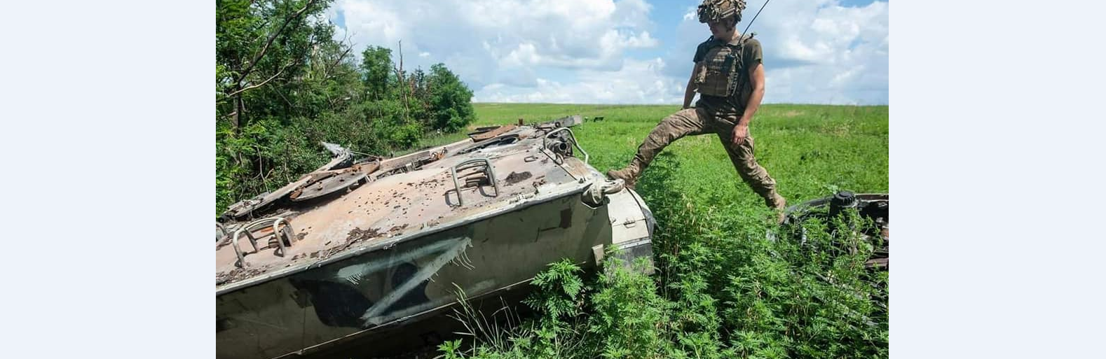 За добу Україніські Воїни знищили 460 рашистів та 20 танків