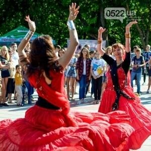 Holiday Fest! Буйство красок в Кременчуге, фото-3 Holiday Fest! Буйство красок в Кременчуге, фото-3