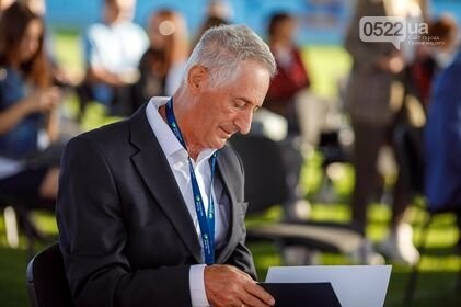 Стрижаков з відвертою промовою виступив на стадіоні «Зірка»..., фото-7 Стрижаков з відвертою промовою виступив на стадіоні «Зірка» у Кропивницькому (ВІДЕО), фото-7