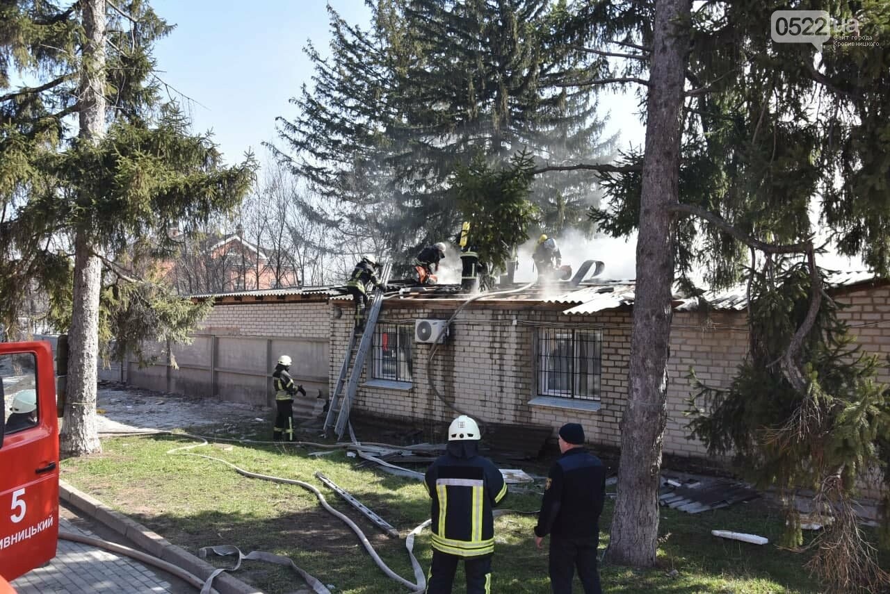 Офісне приміщення у вогні - рятувальники про сам інцидент, фото-2