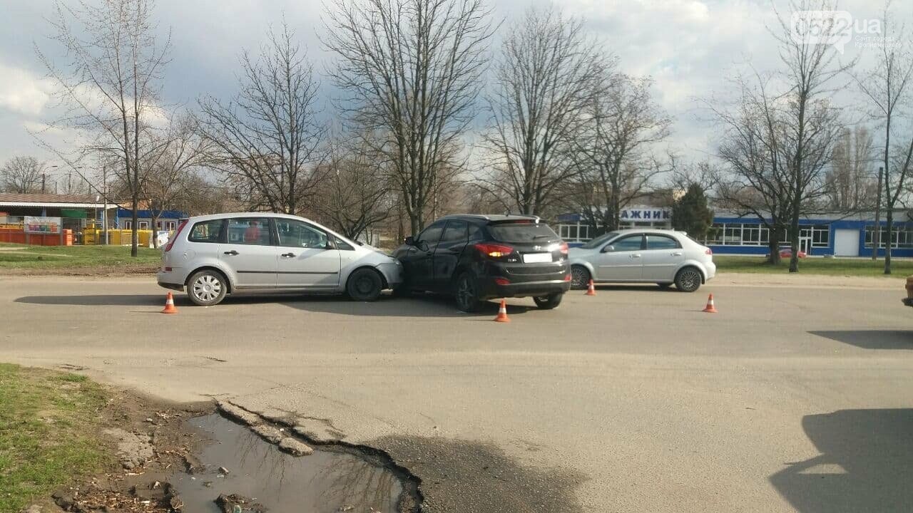 Весна - час для ДТП: сьогодні без травм не обійшлось, фото-2