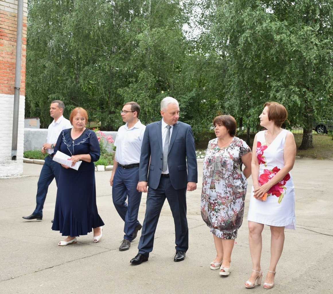 Кіровоградщина: заспутник голови ОДА ознайомився з роботою..., фото-1 Кіровоградщина: заспутник голови ОДА ознайомився з роботою пришкільних закладів відпочинку (ФОТО), фото-1