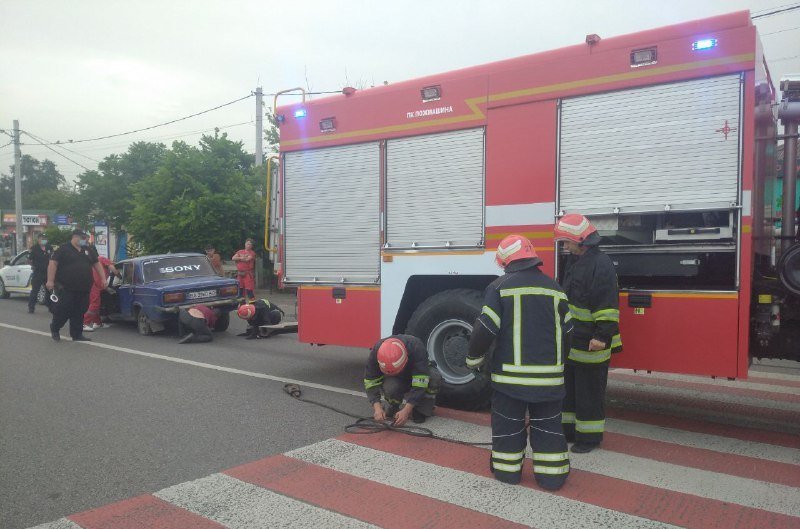 На Кіровоградщині водії чотирьох автівок потрапили в халепи на дорогах