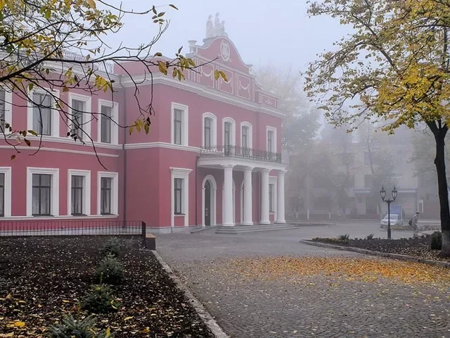 У Кропивницькому театр корифеїв шукає артистів