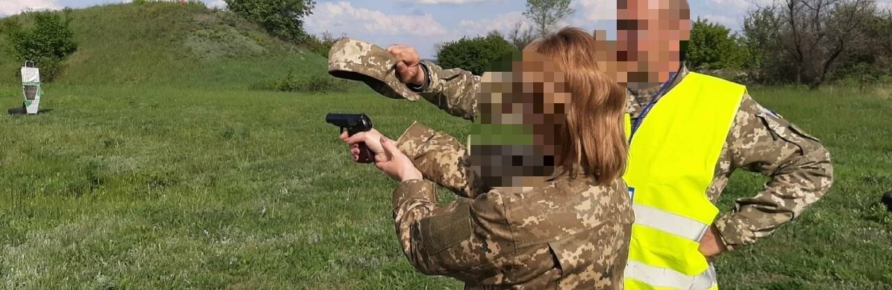 Інструктори з зони проведення ООС провели інструктаж для військових... Інструктори з зони проведення ООС провели інструктаж для військових Кіровоградщини