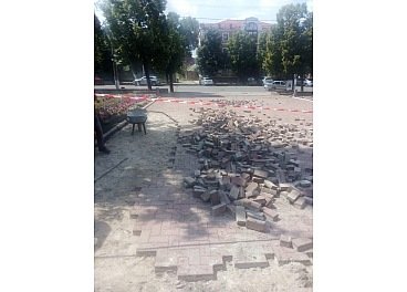 В Кропивницькому приводять до ладу сквер