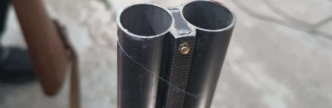 Поліцейські затримали жителя області за вчинення хуліганських дій і... Поліцейські затримали жителя області за вчинення хуліганських дій із застосуванням зброї