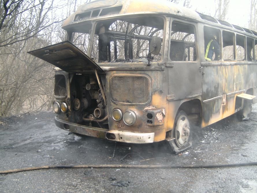 В Кировоградской области сгорел пассажирский автобус (ФОТО) (фото) - фото 1