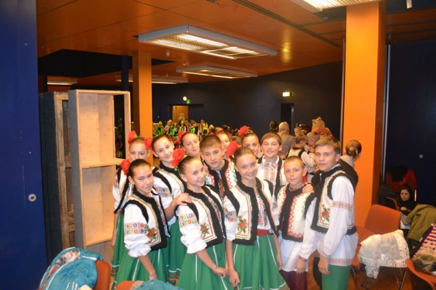 getImage (3) getImage (3)